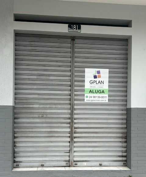 {{layout.imobiliaria.imb_razaosocial}}