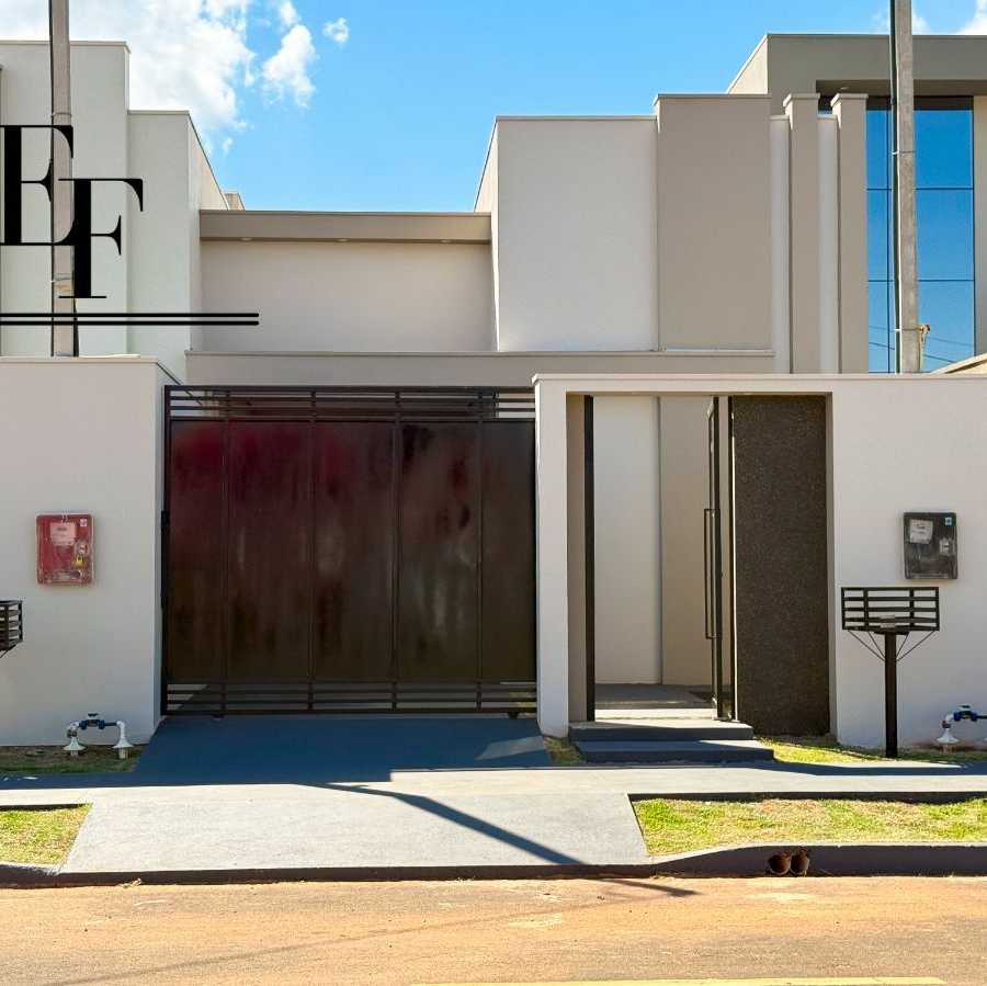 {{layout.imobiliaria.imb_razaosocial}}
