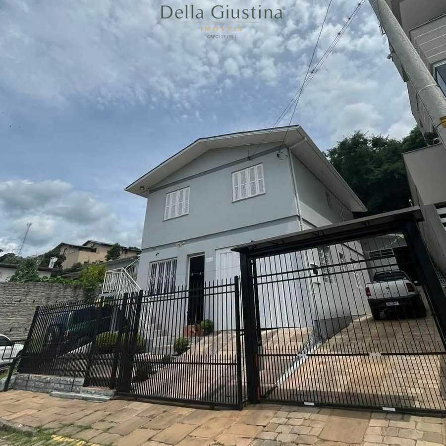 {{layout.imobiliaria.imb_razaosocial}}