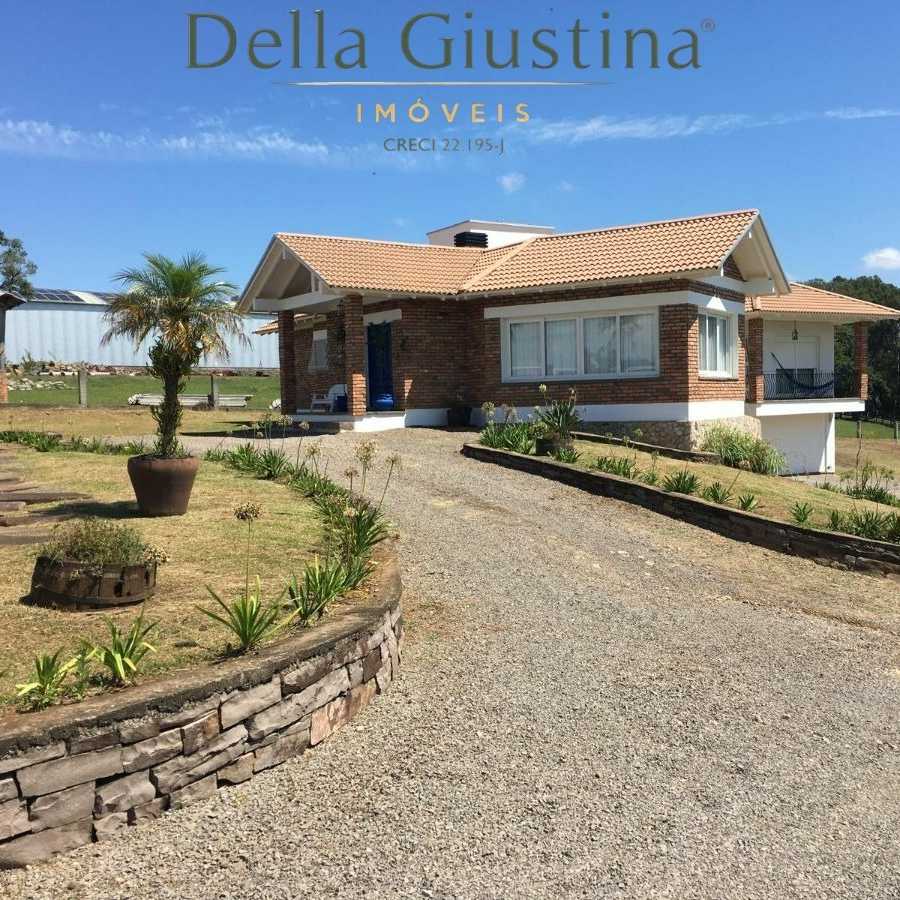 {{layout.imobiliaria.imb_razaosocial}}