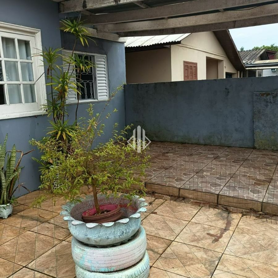 {{layout.imobiliaria.imb_razaosocial}}