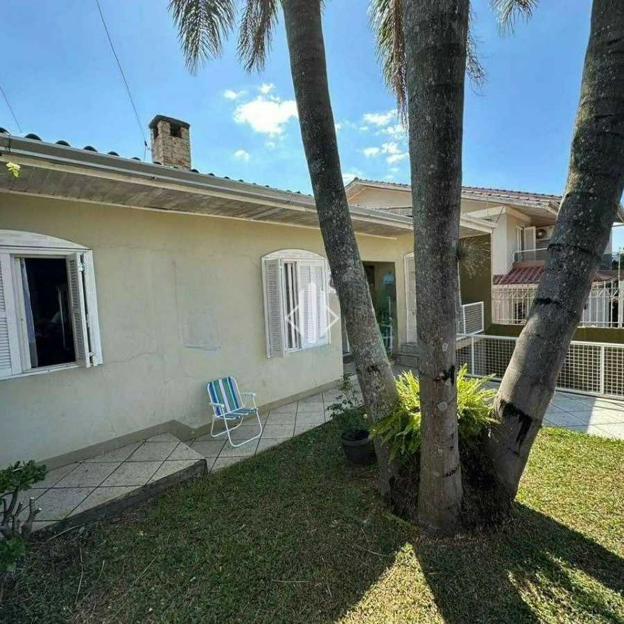 {{layout.imobiliaria.imb_razaosocial}}