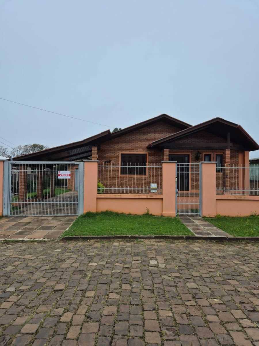 {{layout.imobiliaria.imb_razaosocial}}