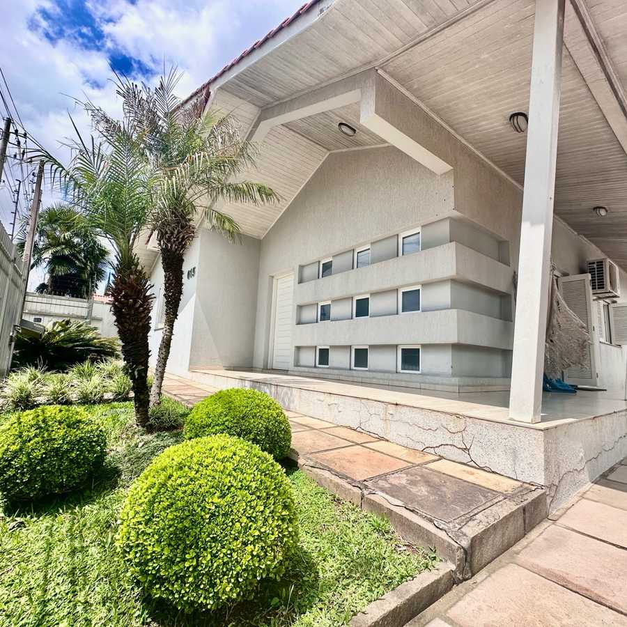 {{layout.imobiliaria.imb_razaosocial}}