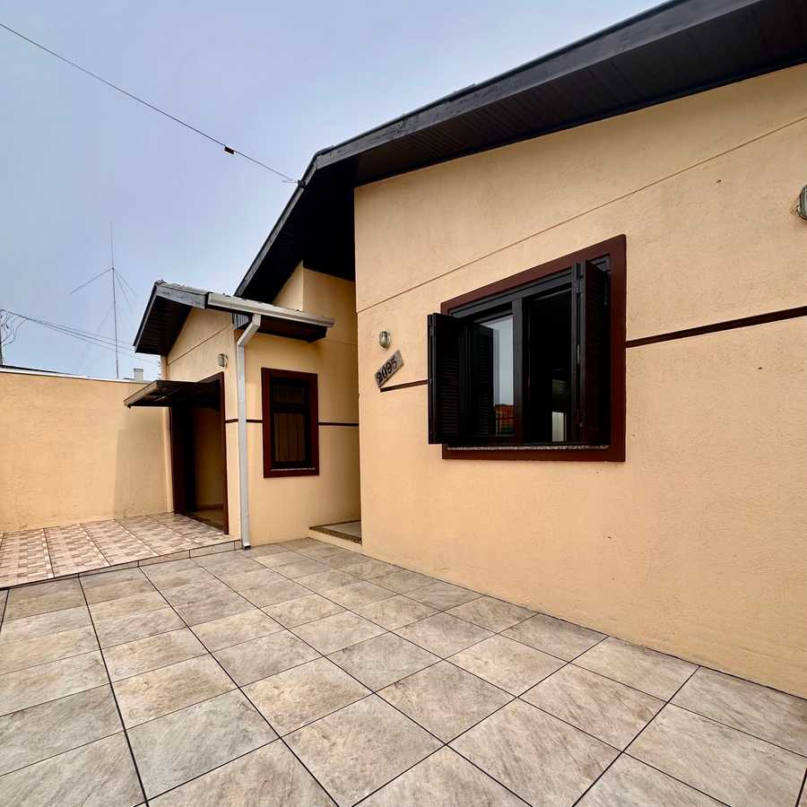 {{layout.imobiliaria.imb_razaosocial}}