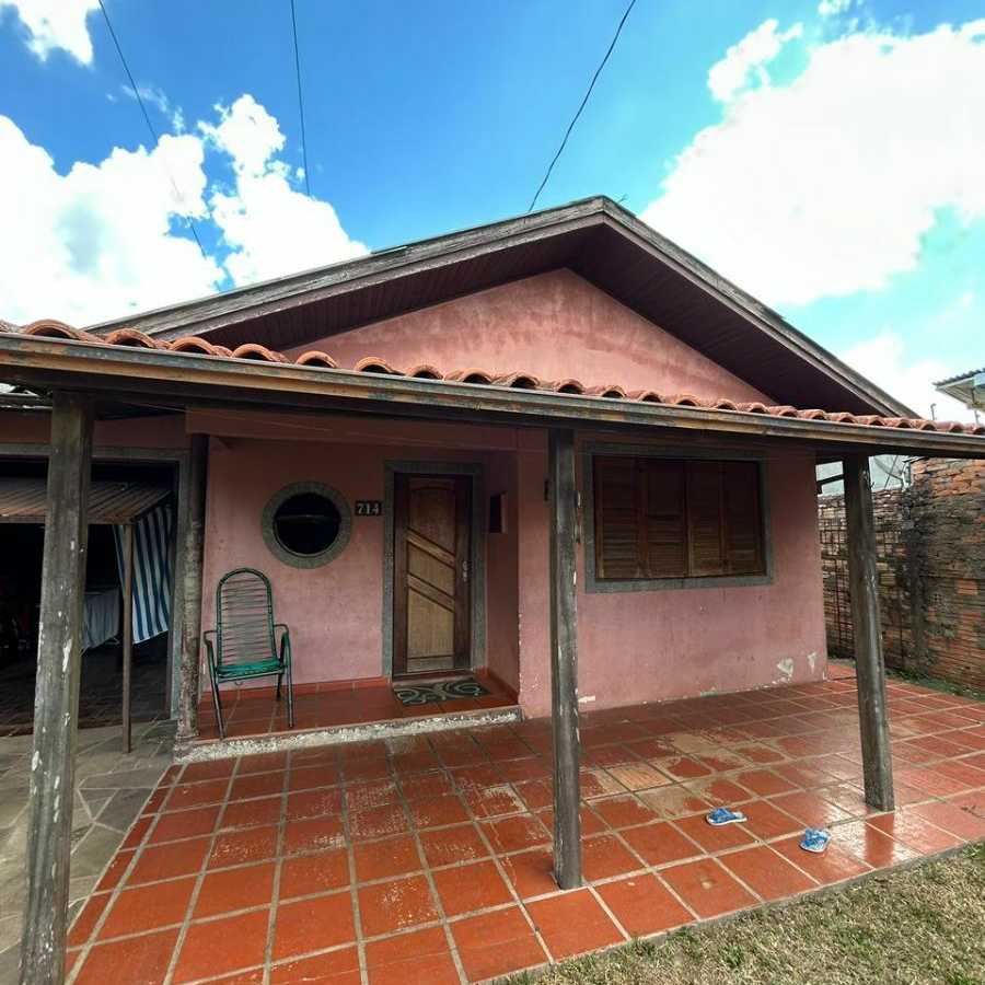 {{layout.imobiliaria.imb_razaosocial}}