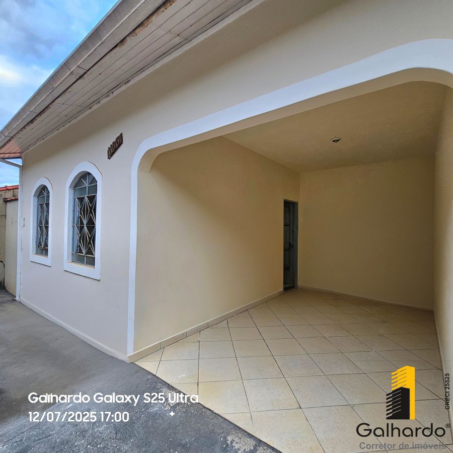 {{layout.imobiliaria.imb_razaosocial}}