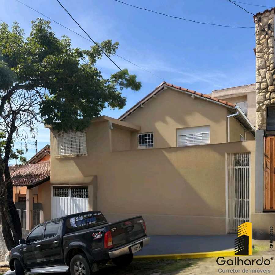 {{layout.imobiliaria.imb_razaosocial}}