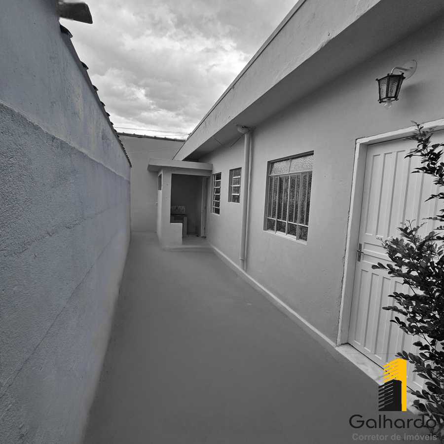 {{layout.imobiliaria.imb_razaosocial}}