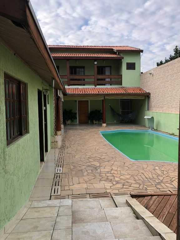 {{layout.imobiliaria.imb_razaosocial}}