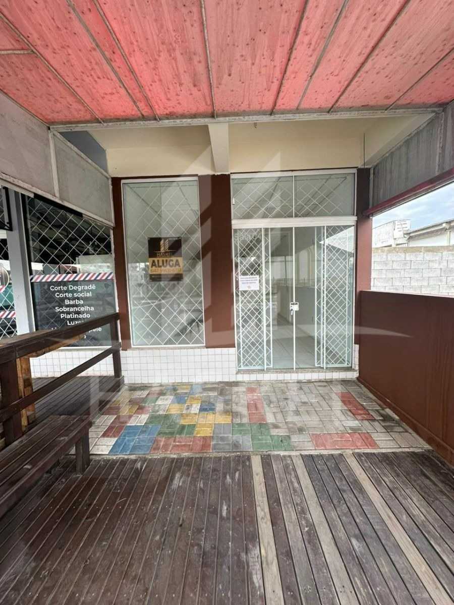 {{layout.imobiliaria.imb_razaosocial}}