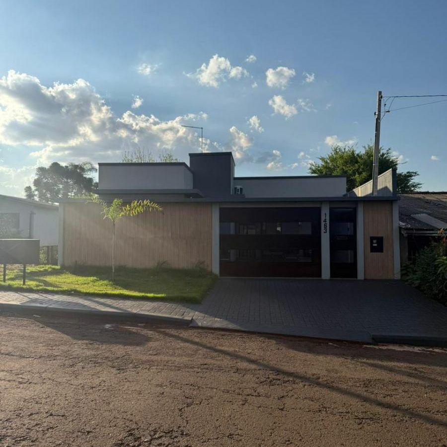{{layout.imobiliaria.imb_razaosocial}}