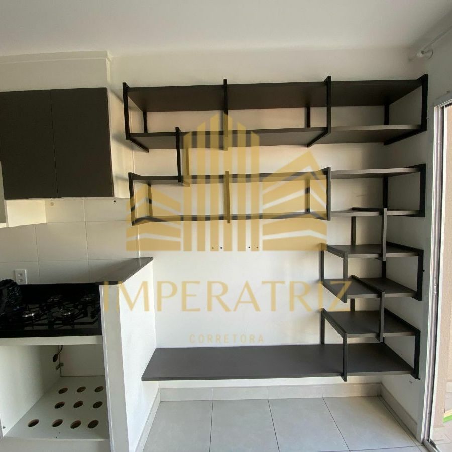 {{layout.imobiliaria.imb_razaosocial}}