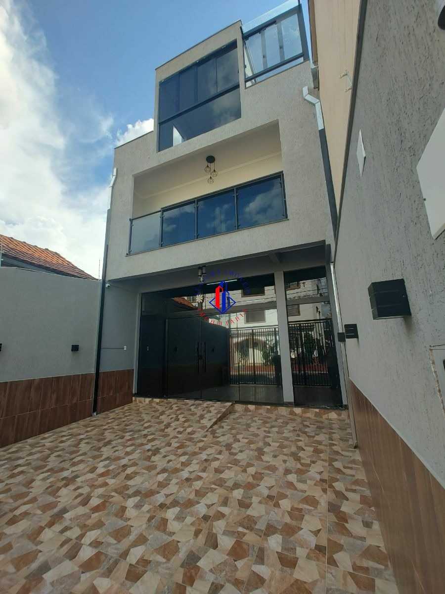 {{layout.imobiliaria.imb_razaosocial}}