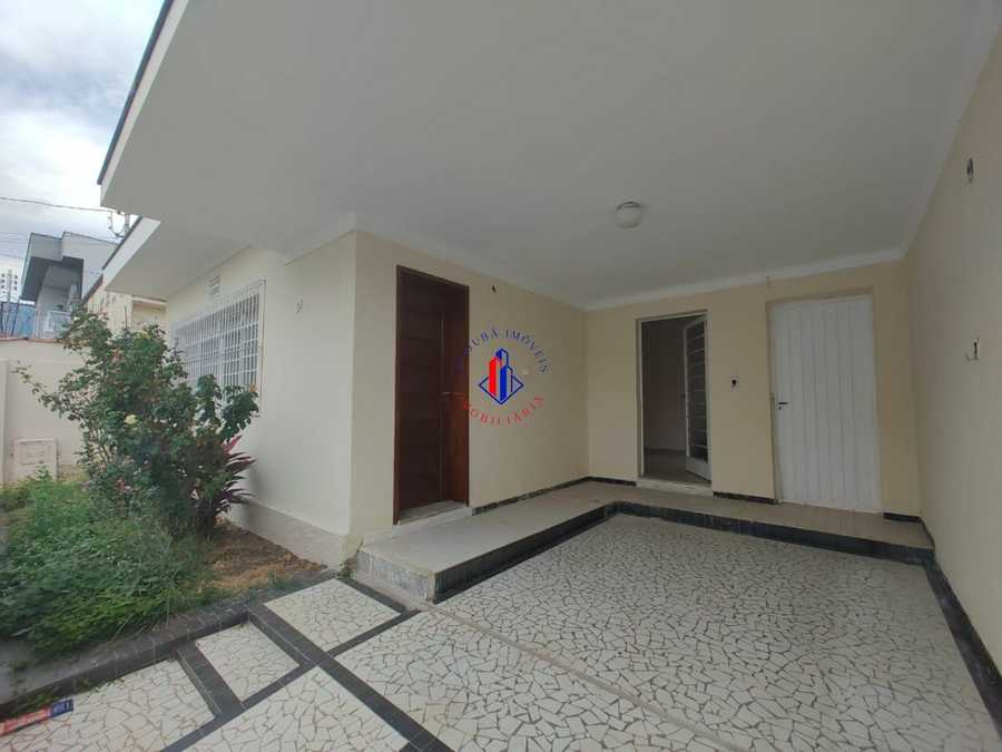 {{layout.imobiliaria.imb_razaosocial}}
