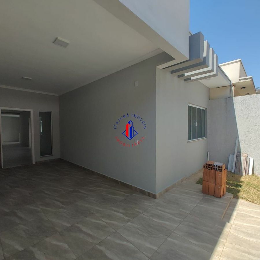 {{layout.imobiliaria.imb_razaosocial}}