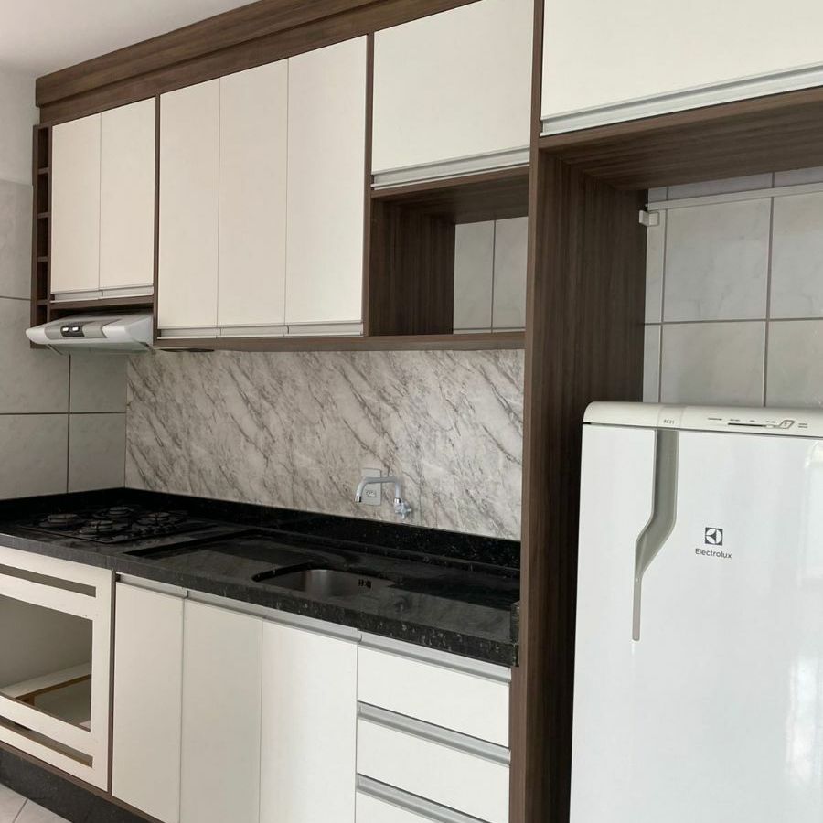 {{layout.imobiliaria.imb_razaosocial}}