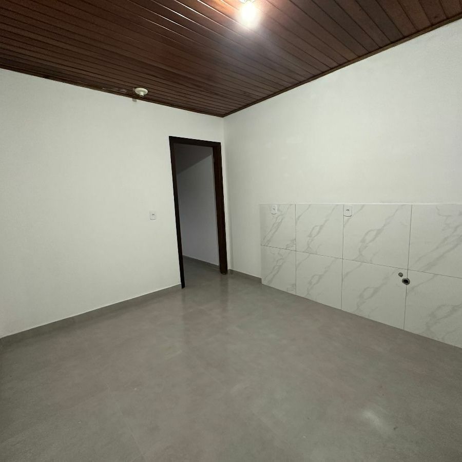 {{layout.imobiliaria.imb_razaosocial}}