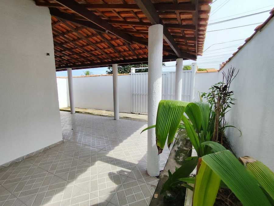 {{layout.imobiliaria.imb_razaosocial}}