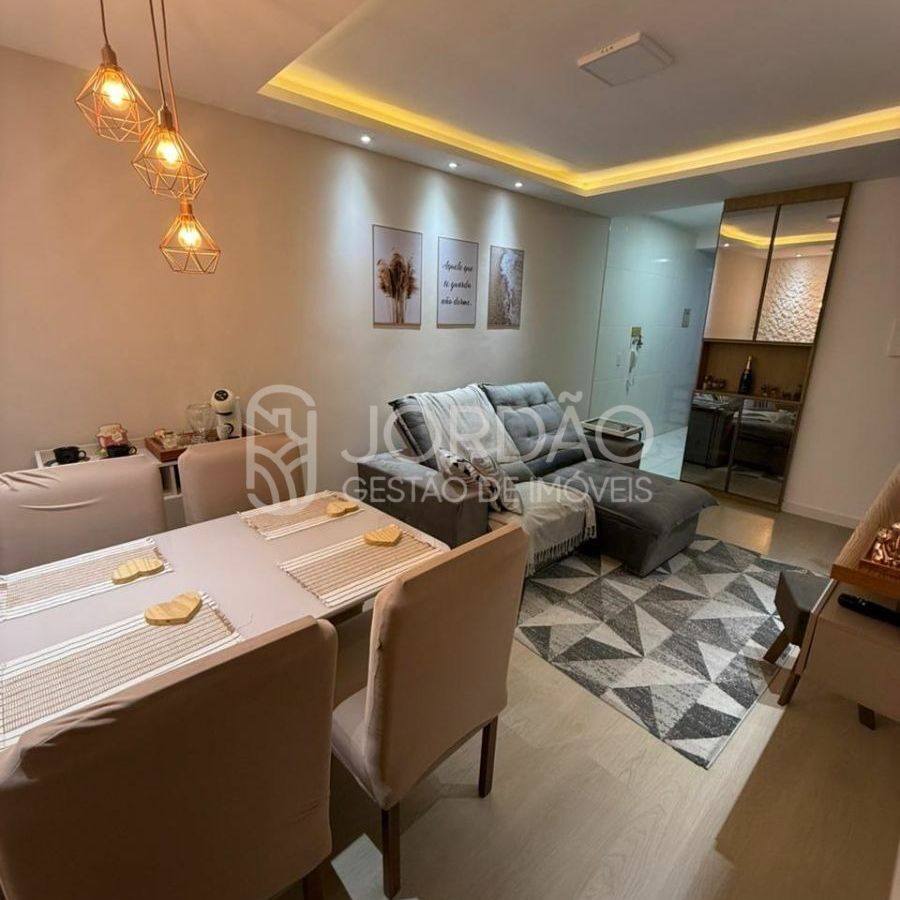 {{layout.imobiliaria.imb_razaosocial}}