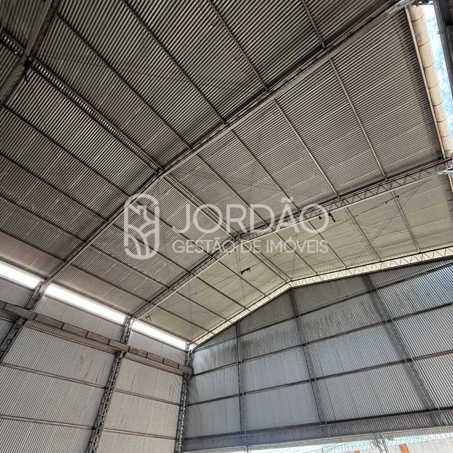 {{layout.imobiliaria.imb_razaosocial}}