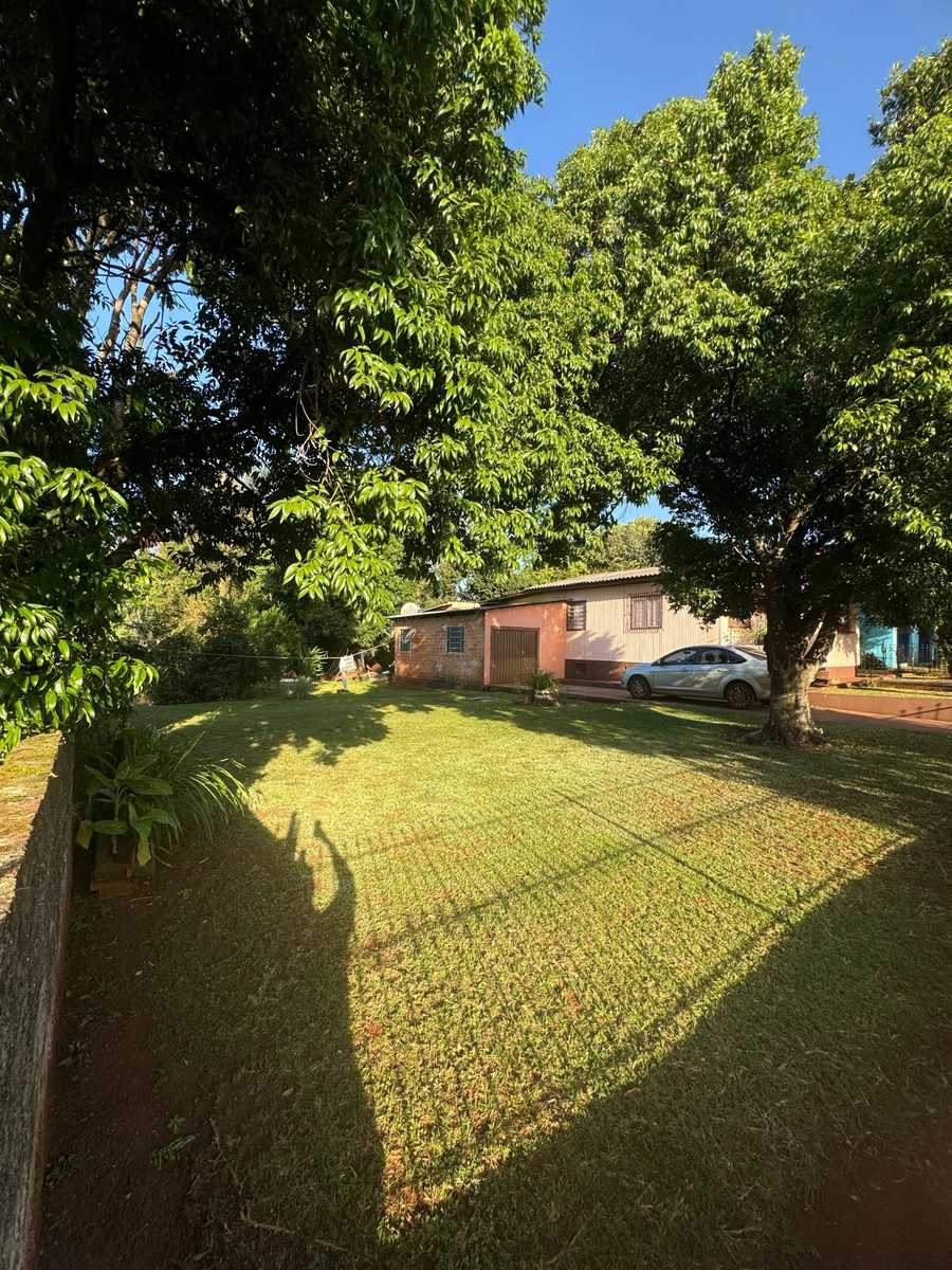{{layout.imobiliaria.imb_razaosocial}}