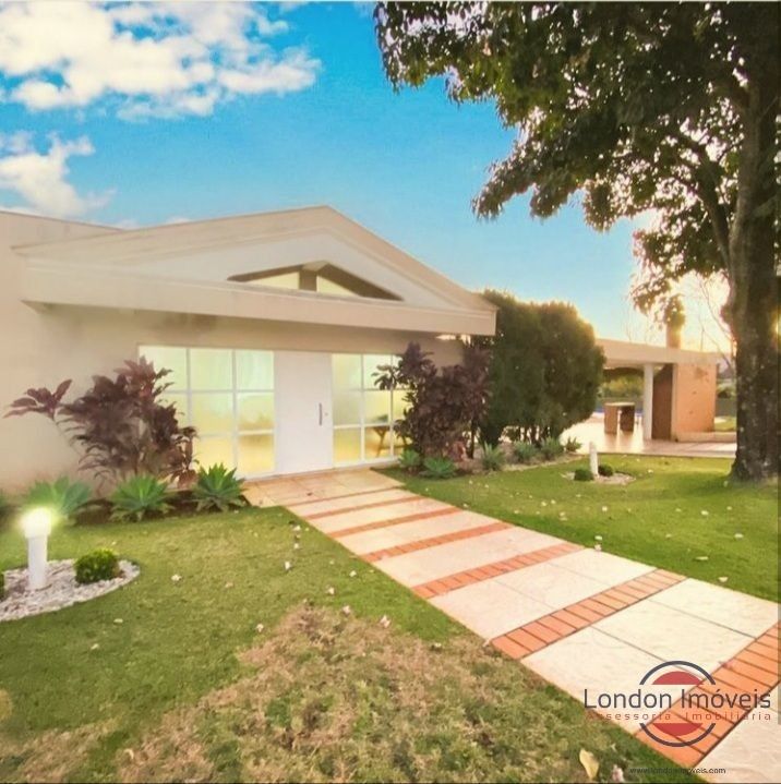 {{layout.imobiliaria.imb_razaosocial}}