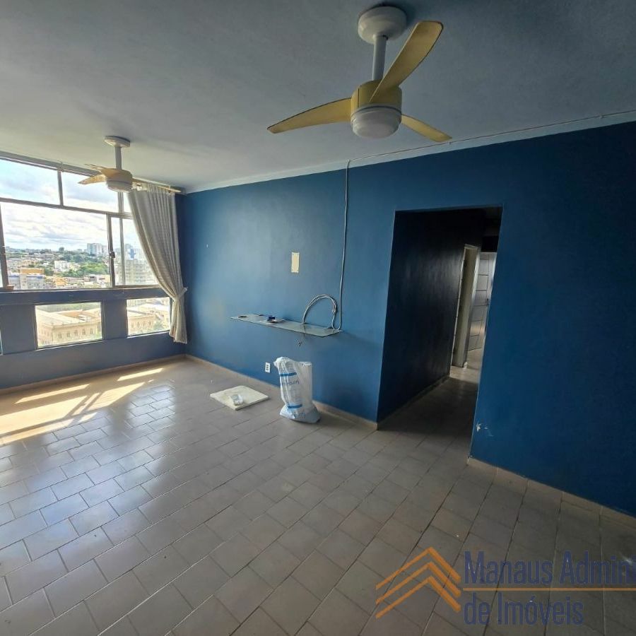 {{layout.imobiliaria.imb_razaosocial}}