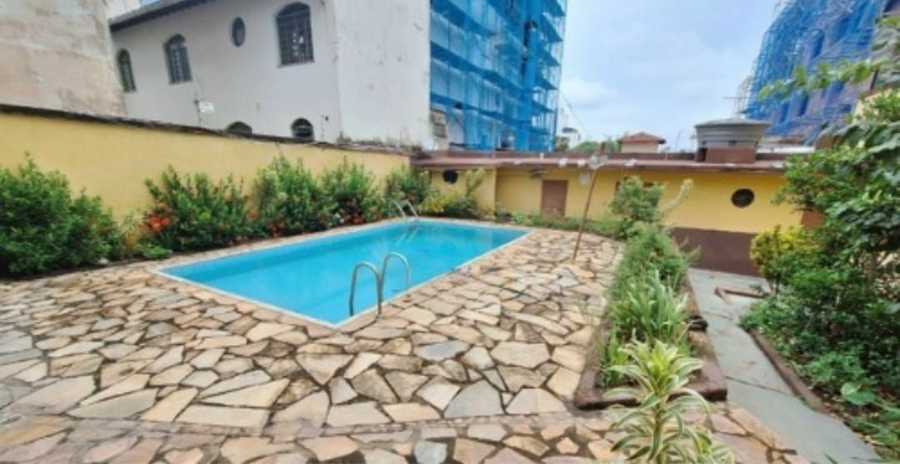 {{layout.imobiliaria.imb_razaosocial}}
