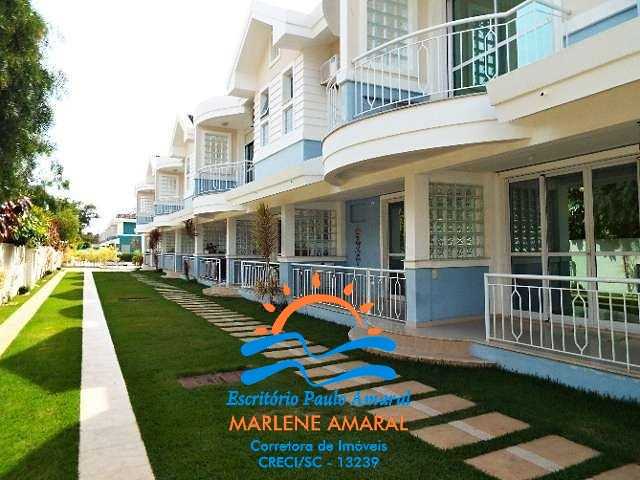 {{layout.imobiliaria.imb_razaosocial}}