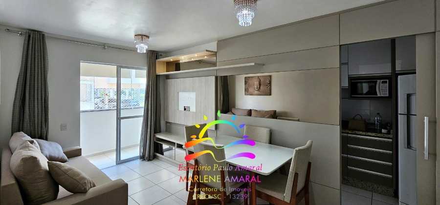 {{layout.imobiliaria.imb_razaosocial}}