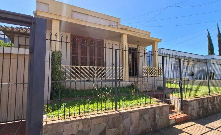 {{layout.imobiliaria.imb_razaosocial}}