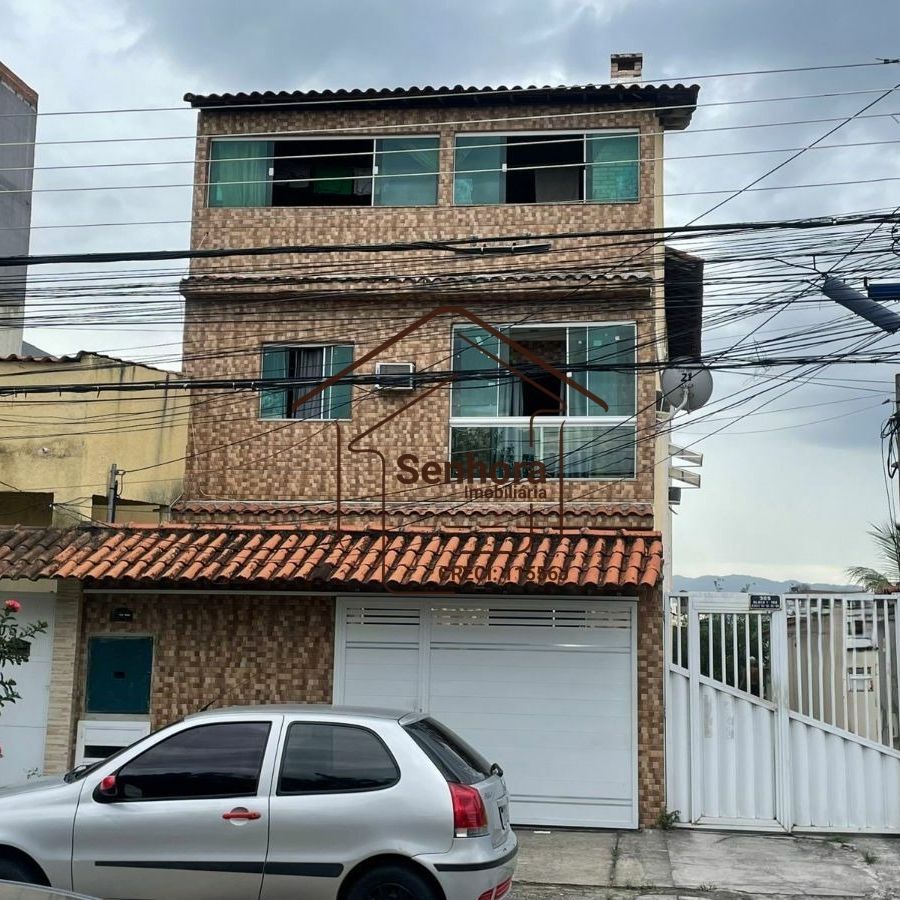 {{layout.imobiliaria.imb_razaosocial}}