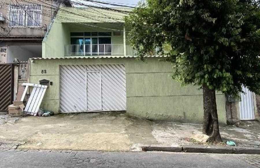 {{layout.imobiliaria.imb_razaosocial}}