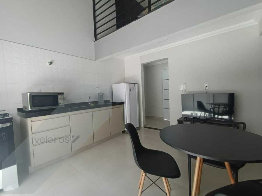 {{layout.imobiliaria.imb_razaosocial}}
